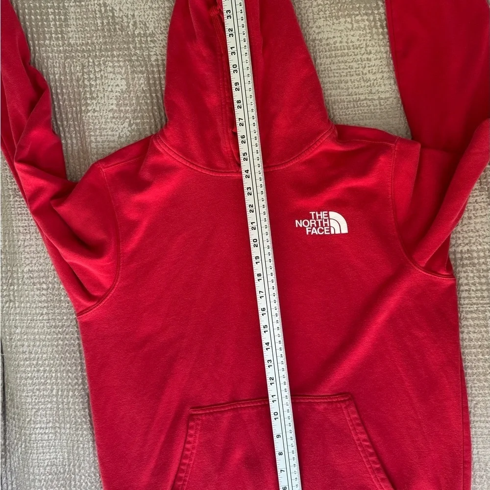 The North Face Men’s Red Osito Fleece Hoodie Pullover M Unisex Cozy Jacket